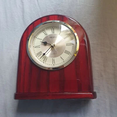 Seiko Dark Wooden Quartz Battery Mantel Clock with Alarm & Clear Face QXE316BN - Image 1 of 4
