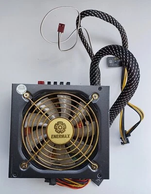 ENERMAX MODU82+ EMD425AWT 425W ATX12V Ver.2.3 SLI 80 PLUS Modular Power Supply - Image 1 of 4