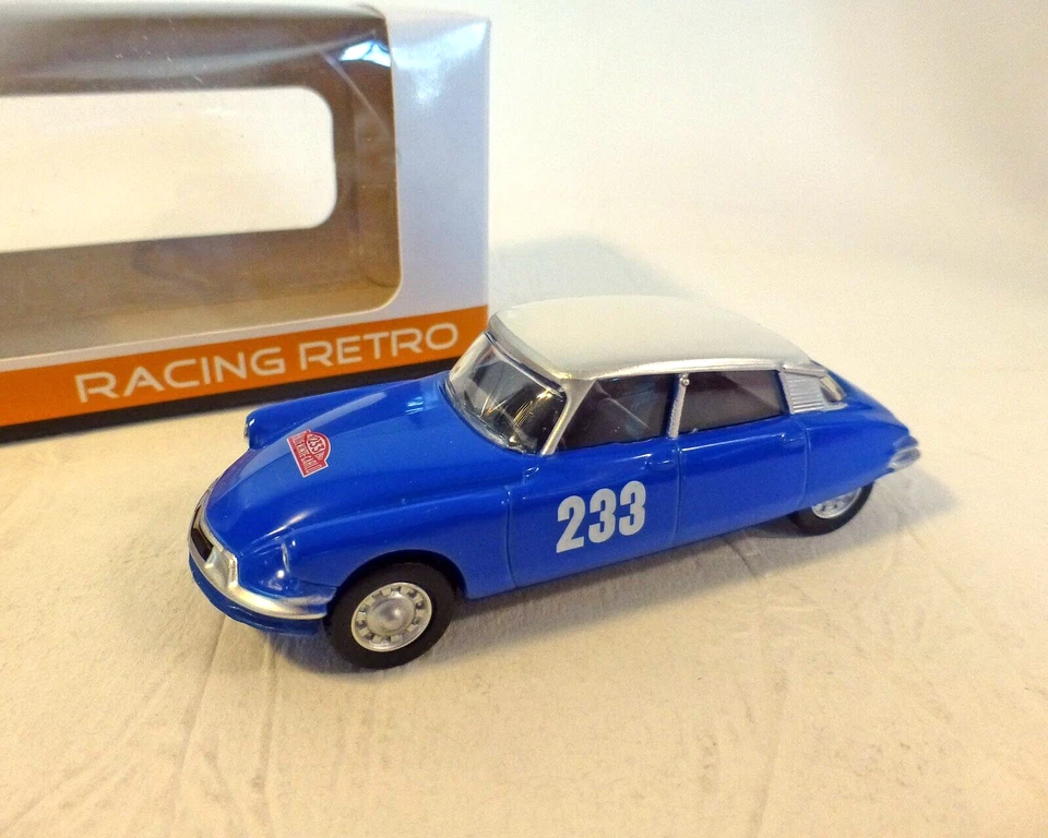 Citroen DS 19 Rallye Blu, NOREV, 1:64 - Immagine 1 di 1