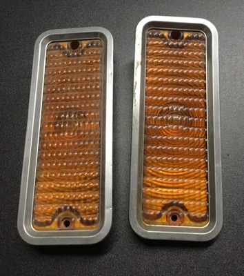 Luz de estacionamiento señal de giro para camioneta Chevy GMC 1973-80 lentes y molduras Foto 1 de 4