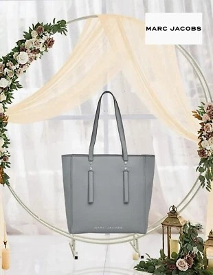 [Marc Jacobs] BOLSO DE TRABAJO GRANDE DE CUERO GENUINO - GRIS ROCA - ASAS SUPERIORES LARGAS Foto 1 de 4