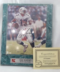 Dan Marino Signed 8x10 Photo Mounted Memories Autographed Picture COA (1) - Picture 1 of 4