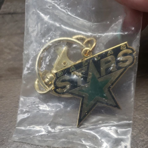 NHL Dallas Stars  Logo Key Chain New Cover