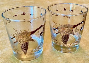 2 Vtg Libbey Rocks Whiskey Drinking Glasses Canadian Geese Nature Outdoors Birds - Picture 1 of 6