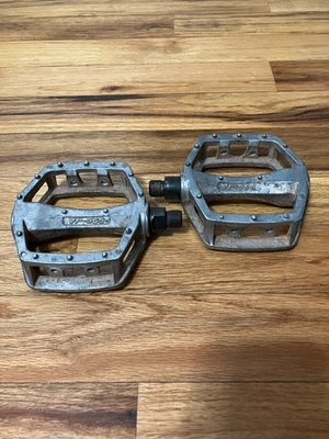 Pedales BMX VP-565 9/16" plateados Foto 1 de 4