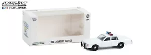 Greenlight scala 1/64 bianco bianco Chevy Caprice anni 80 con barra luminosa e pulsante - Foto 1 di 2