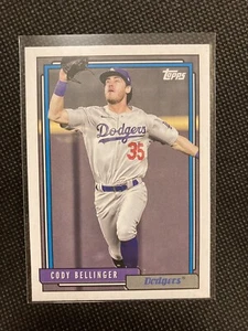 Tarjeta Redux 2021 Topps Update Cody Bellinger Los Angeles Dodgers 1992 # T92-24 - Imagen 1 de 4