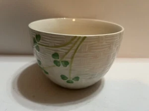 Belleek Keramik (Irland) BABY Kleeblatt 4x6 Schüssel. 301 - Bild 1 von 6