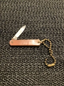 Vtg MINI MINIATURE PINK MOTHER OF PEARL Keychain Pocket KNIFE JAPAN 1 1/2” - Picture 1 of 10