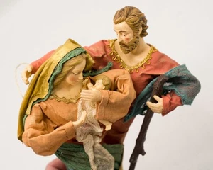 De colección 9" Papel Maché Resina Sagrada Familia 3D Adorno de Navidad Jesús María José - Imagen 1 de 11