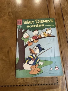 Walt Disney's Comics and Stories #228  Dell comics 1959 Donald Duck September - Picture 1 of 3