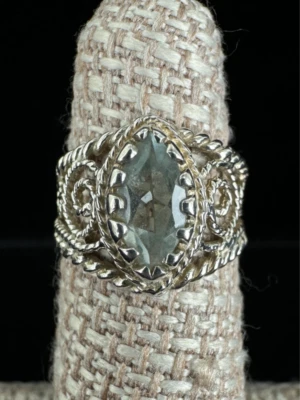 Vintage Argento Sterling Acqua Topazio Blu Filo Filigrana Anello Misura 5 - Immagine 1 di 4