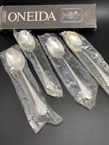 Cubo de sopa/colocar Oneida ENCHANTMENT 1985 plateado ovalado (RF223) - Imagen 1 de 2