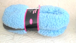 Blue Soft Cozy Slip Socks W US Sz 5 - 8 M Poly Fleece Bott NSlip Nubs NEW - Picture 1 of 3