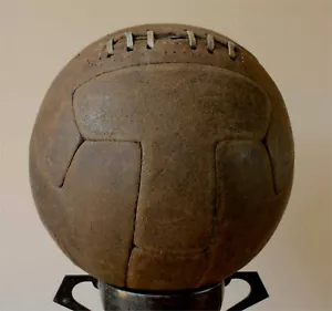 Antikes T Panel Leder Fußball. Vintage alter großer Fußball Display Ball. 30er Jahre - Bild 1 von 16
