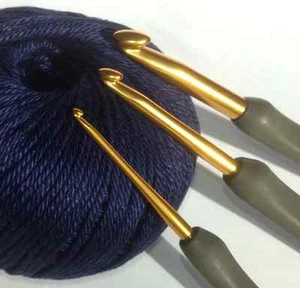 Gancho de ganchillo dorado con empuñadura de cojín Tulipán ETIMO - Imagen 1 de 11