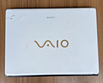 2006 Sony VAIO LAPTOP WINDOS-XP VISTA PCG-7R2L. RD02-D110 FOR PARTS - Image 1 of 4