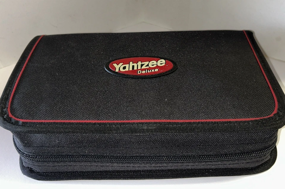 Yahtzee Deluxe Edition Game Folio Nylon Zip Case Game 2003 Hasbro Complete Nice - Image 1 of 4