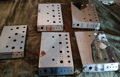 (5) Chasis McIntosh cromado de colección (1) MC225 (2) MC240, (2) MC275 Foto 1 de 4