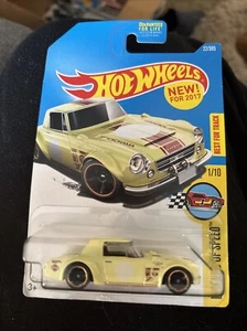 2017 Hot Wheels Nissan Fairlady 2000 Legends of Speed #1/10 22/365 Diecast Car - Picture 1 of 1