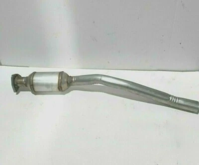 1990 1991 1992 1993 Volvo 240 2.3L L4 Catalytic Converter - Image 1 of 4