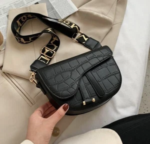 Crossbody Saddle Bag - Picture 1 of 7