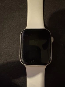Apple watch series 5, 44mm con packagin' original. Pantalla defectuosa - Imagen 1 de 5