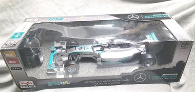  Maisto R/C 1/14 Scale HP Mercedes AMG Petronas F1 W05 Hybrid Car - Lewis Hamilt - Image 1 of 2