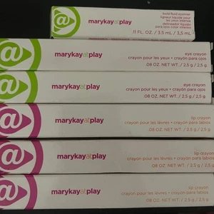 New Mary Kay AT PLAY Lot - Lip & Eye Crayons Fluid Eyeliner Toasted Punch Gold - Picture 1 of 3