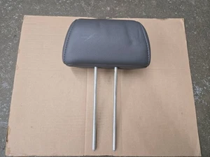 Honda OEM 2003-2008 Pilot Gray Leather Second Middle Third Row Headrest Head - Picture 1 of 3