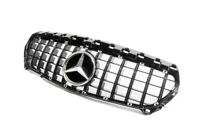 Mercedes CLA250 C117 2014-2016 frontal principal superior logotipo parrilla con paquete deportivo Foto 1 de 4