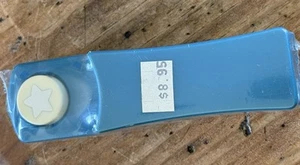 EXTENSION Paper PUNCH “Star” Crafting/Scrapbooking Brand New, Sealed - Picture 1 of 4