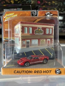 Johnny Lightning Cars And Coffee 2005 Ford GT Diorama - Picture 1 of 4