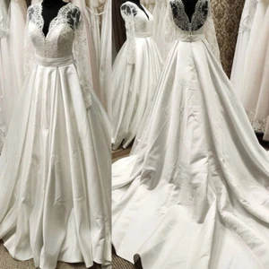 Elegant Wedding Dresses Lace Long Sleeves V Neck Illusion Back Bridal Gowns - Picture 1 of 10