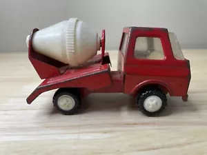 VINTAGE TOY TRUCK CAR METAL PLASTIC Red CONSTRUCTION CEMENT MIXER JAPAN - Picture 1 of 6