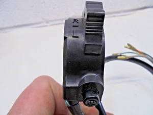 HONDA ST50 ST70 CF50 INDICATOR HORN SWITCH 35300-126-701 (4E-1) - Picture 1 of 5