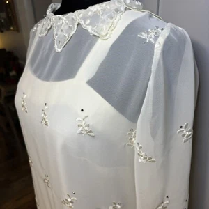 Vintage 2 Pc. Ivory Dress Small Overlay Embroidered BoHo Wedding Lace Stunning - Picture 1 of 24