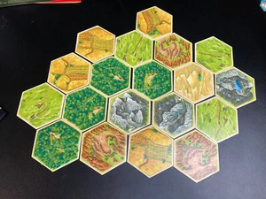 Settlers Of Catan #3061 19 Pieces Terrain Hexagonal Tiles Replacement - Picture 1 of 5