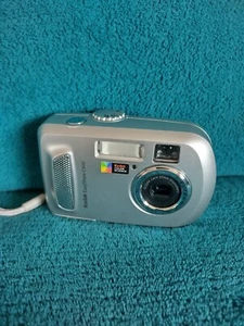 Kodak Easyshare C300 3.2MP CCD Digital Camera **FAULTY** - Picture 1 of 8