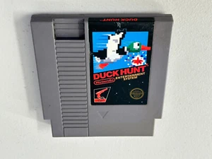 Caccia all'anatra (Nintendo NES) autentico testato -5 viti- - Foto 1 di 3