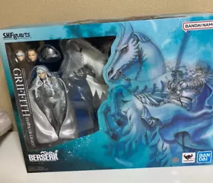 S.H. Figuarts Figura Berserk Griffith (Falco della Luce) Bandai - Foto 1 di 15