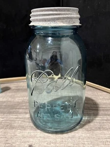Vintage 1 cuarto bola azul albañil perfecto - con tapa forrada de zinc atornillada 1923-1933 - Imagen 1 de 5