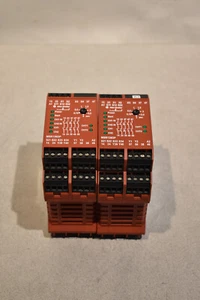 Allen Bradley msr138dp 440R-m23143 Guardmaster Safety Relay. 2 pcs w/ warranty - Picture 1 of 2