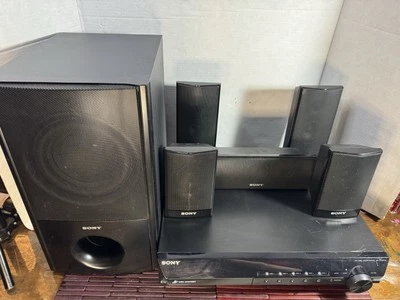 Sony 5 Disc Home Theater System - DAV-HDX287WC + 5 Speakers + SUB-Tested & Works - Image 1 of 4