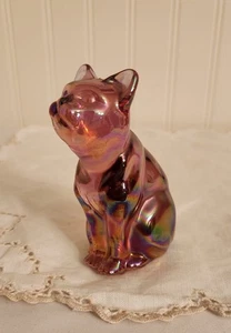 Fenton Sunset Pink Iridized Curious Cat Figurine Sitting  Pretty Kitty - Picture 1 of 7