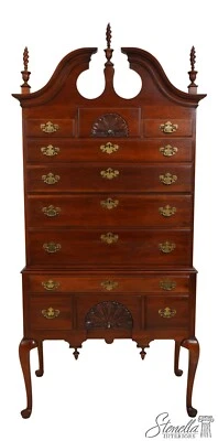 66732: Pecho Highboy cereza estilo Nueva Inglaterra STATTON Foto 1 de 4