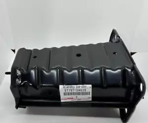 TOYOTA LEXUS GS F REINFORCE FRONT BUMPER MOUNTING RH Genuine JDM OEM 57107-24030 - Imagen 1 de 2