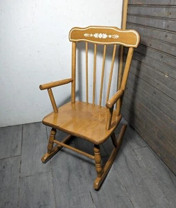 Vintage OAK HILL USA Rustic Country Maple Wood CHILD DOLL Mini Rocking Chair - Picture 1 of 15