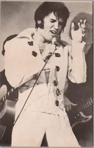 Vintage 1970s ELVIS PRESLEY Arcade / Mutoscope Card in White Jumpsuit / unbenutzt - Bild 1 von 2