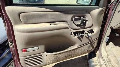 Panel de moldura de puerta interior delantera izquierda conductor GMC Yukon 1995-99 OEM bronceado 522 15711661 Foto 1 de 4